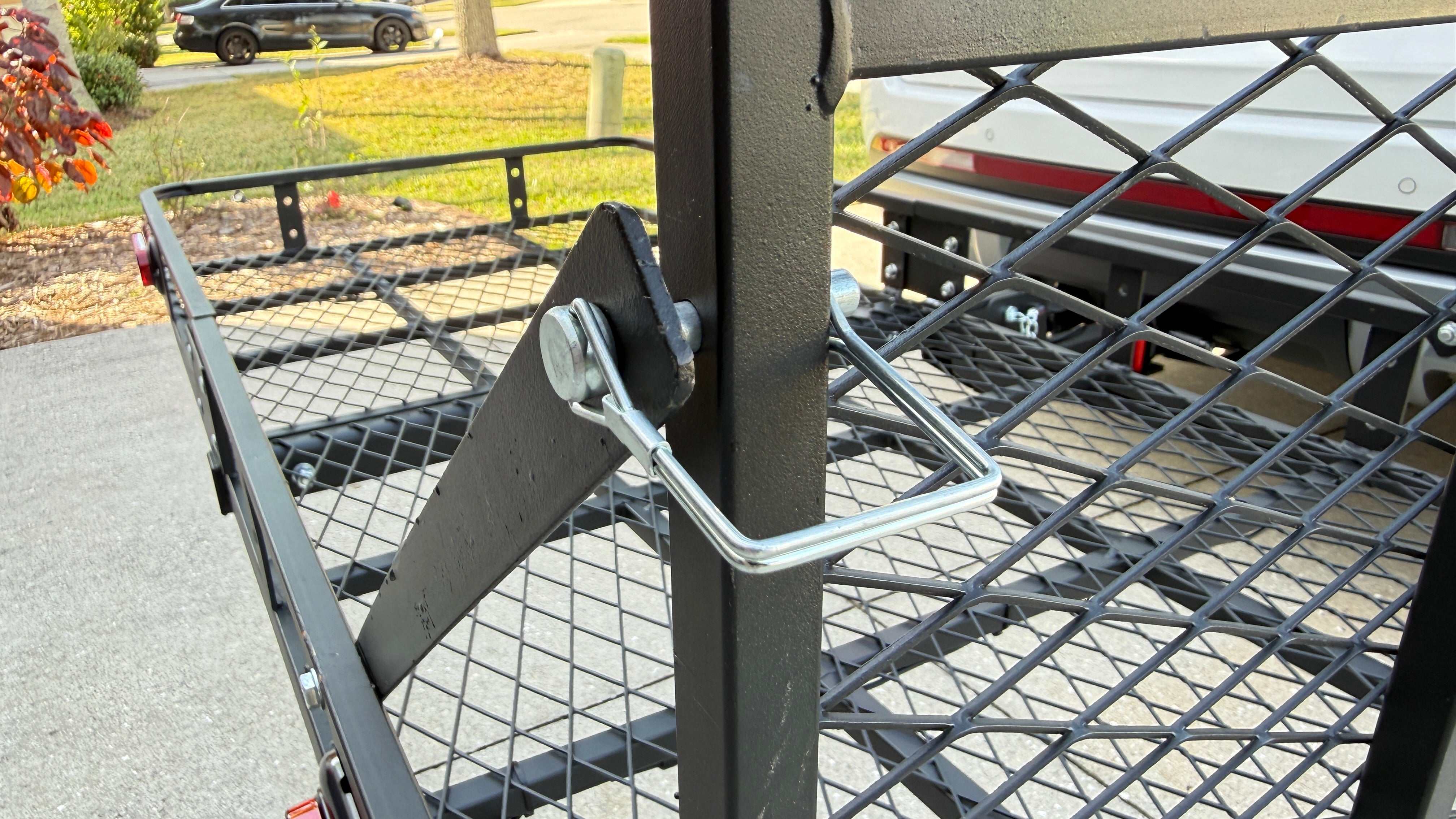 Platform Carrier for eTrikes folding ramp detail